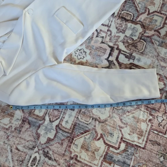 Good American Women's Luxe Suiting Boyfriend Blazer - Picture 12 of 16